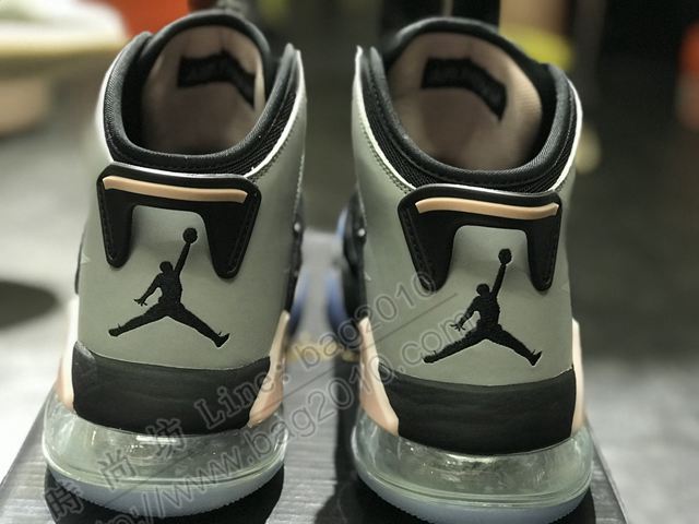 Nike男鞋 Nike Air Jordan Mars 270 耐克1：1氣墊籃球鞋 新配色男士運動休閒鞋  hdx13243